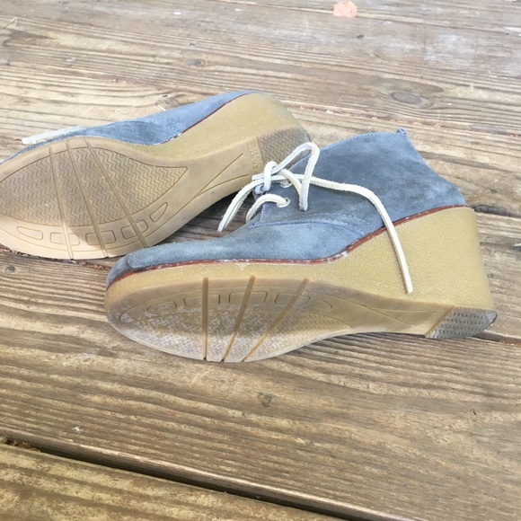 Sperry Suede Wedges Grey - Picture 2 of 8